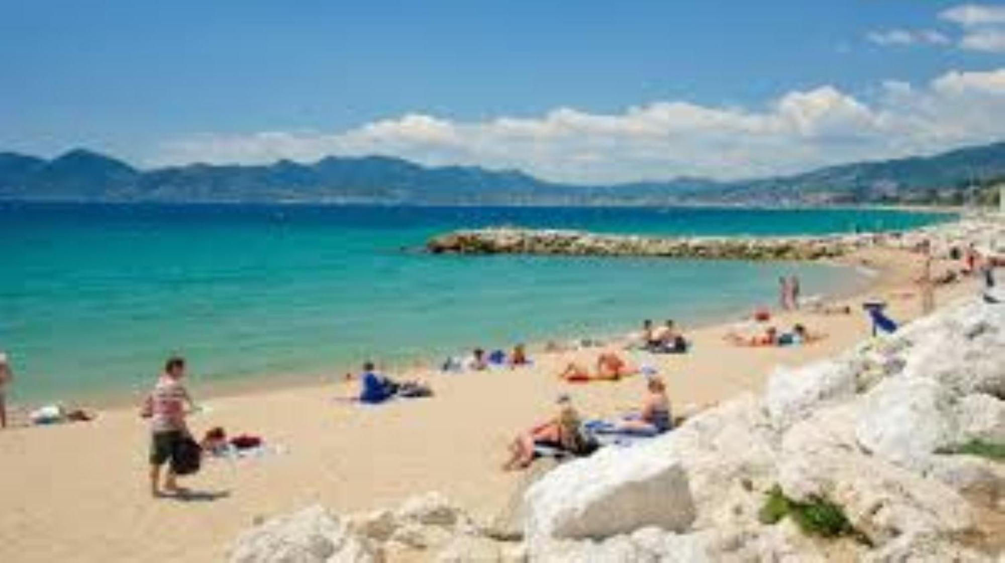Le Castille - A Deux Pas Des Plages Cannes Extérieur photo